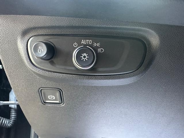 Photo of 2022 Ebony Twilight Metallic GMC Terrain