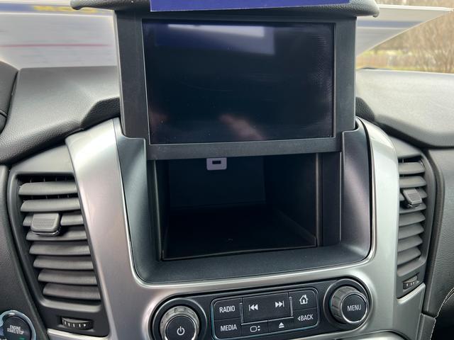 Photo of 2017 Summit White Chevrolet Suburban