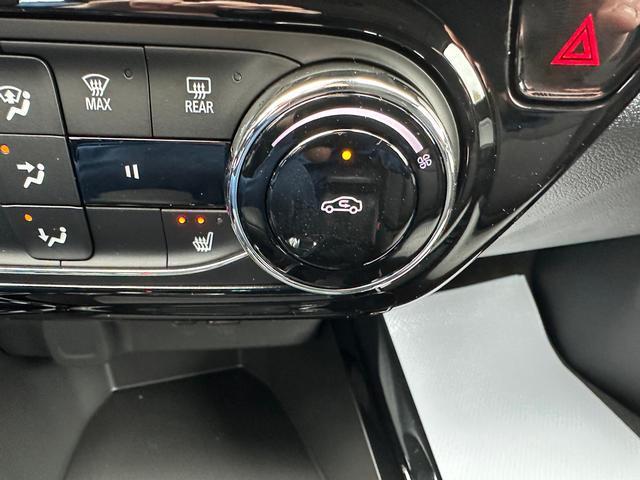 Photo of 2025 GRAY Chevrolet Trax