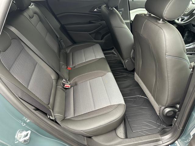 Photo of 2025 GRAY Chevrolet Trax