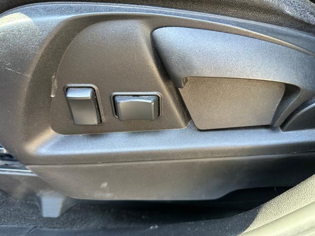 Photo of 2013 Ashen Gray Metallic Chevrolet Equinox