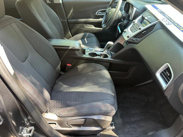 Photo of 2013 Ashen Gray Metallic Chevrolet Equinox