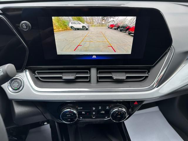 Photo of 2025 GRAY Chevrolet Trax