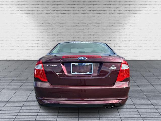 Photo of 2011 Bordeaux Reserve Metallic Ford Fusion