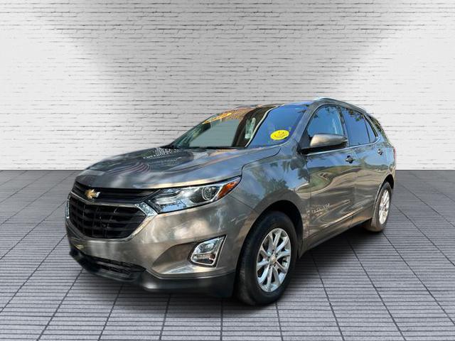 Photo of 2018 Sandy Ridge Metallic Chevrolet Equinox