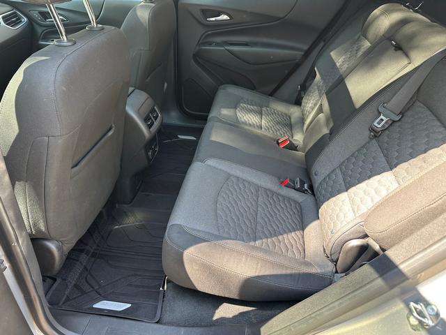 Photo of 2018 Sandy Ridge Metallic Chevrolet Equinox