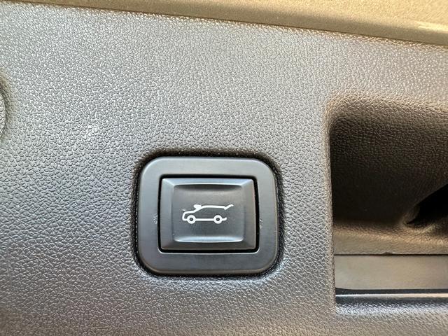 Photo of 2018 Sandy Ridge Metallic Chevrolet Equinox