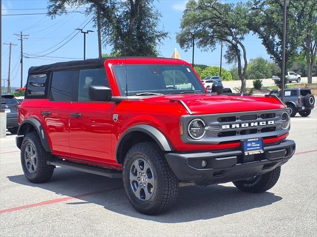 Photo of 2021 Race Red Ford Bronco