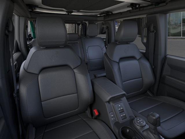 Photo of 2025 Green Metallic Ford Bronco