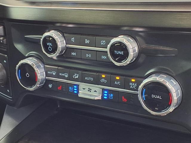 Photo of 2023 Gray Metallic Ford F-250