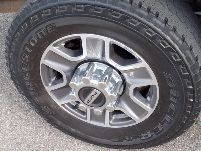 Photo of 2023 Gray Metallic Ford F-250