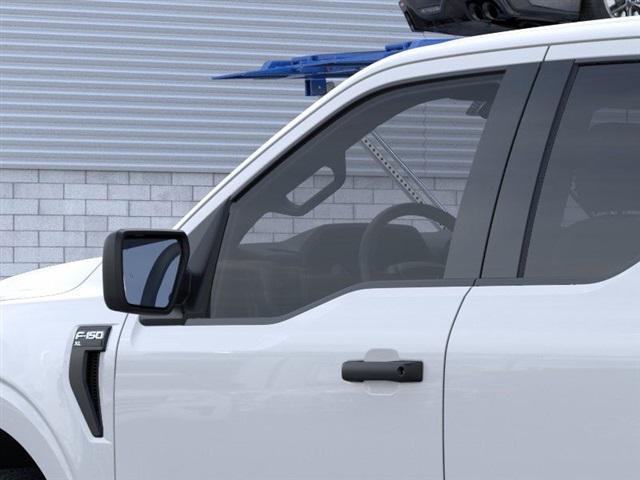 Photo of 2025 Oxford White Ford F-150