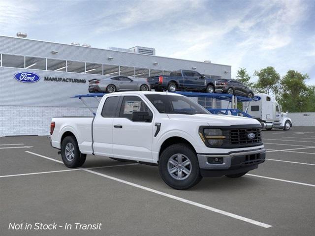 Photo of 2025 Oxford White Ford F-150
