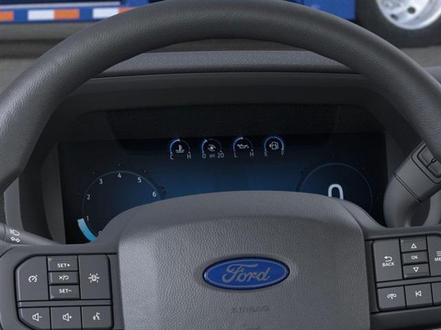 Photo of 2025 Oxford White Ford F-150