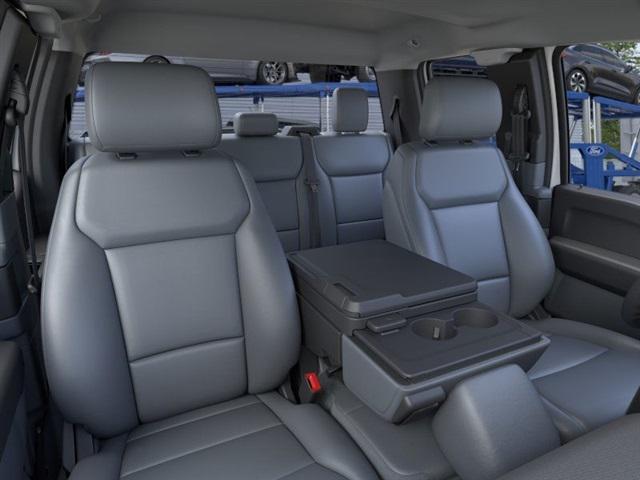 Photo of 2025 Oxford White Ford F-150