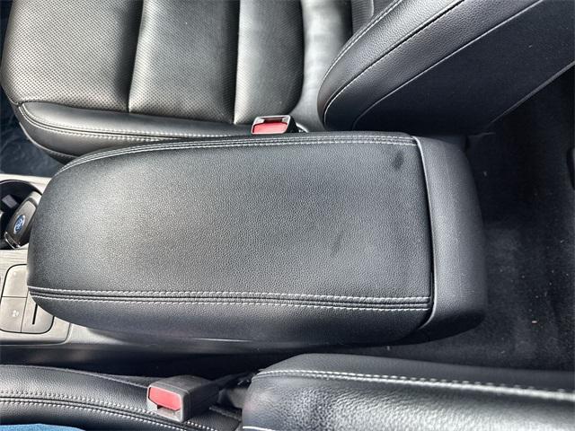 Photo of 2022 Agate Black Metallic Ford Escape