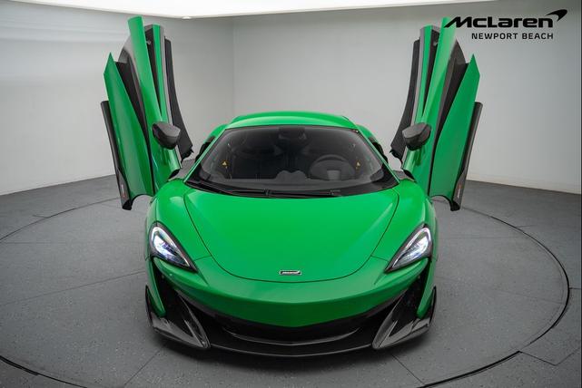Photo of 2019 Signal Green McLaren 600LT