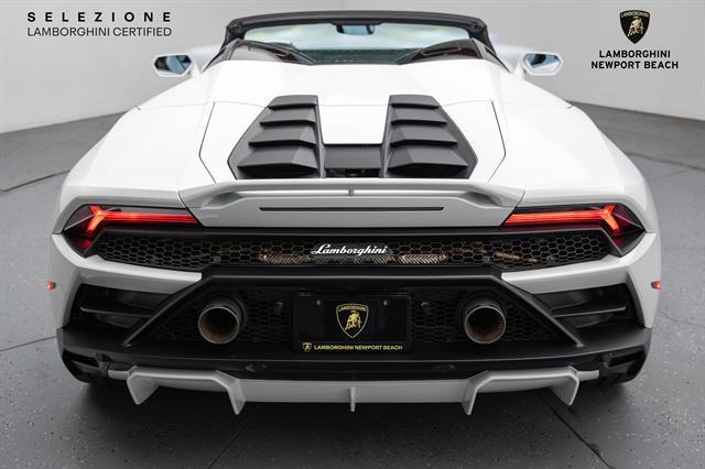 Photo of 2022 WHITE Lamborghini Huracan EVO