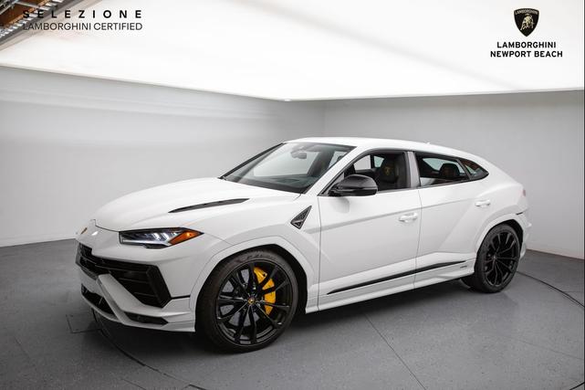 Photo of 2023 Bianco Monocerus Lamborghini Urus