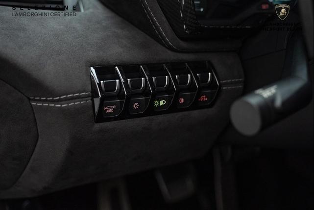 Photo of 2022 Grigio Acheso Lamborghini Aventador SVJ