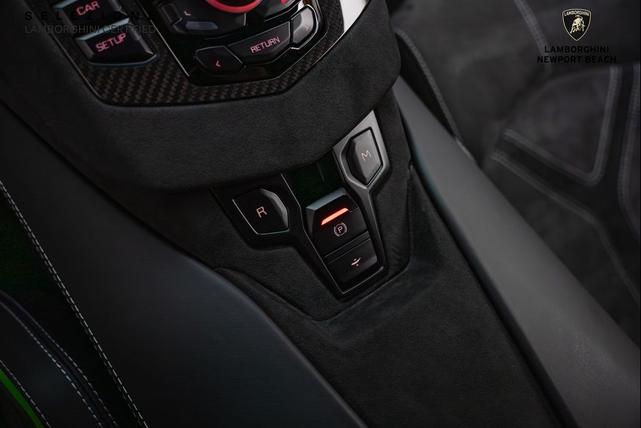 Photo of 2022 Grigio Acheso Lamborghini Aventador SVJ