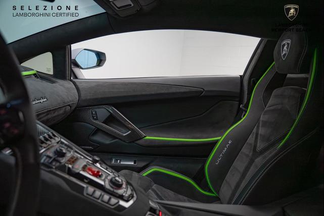 Photo of 2022 Grigio Acheso Lamborghini Aventador SVJ
