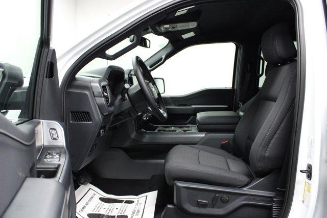 Photo of 2025 Oxford White Ford F-150