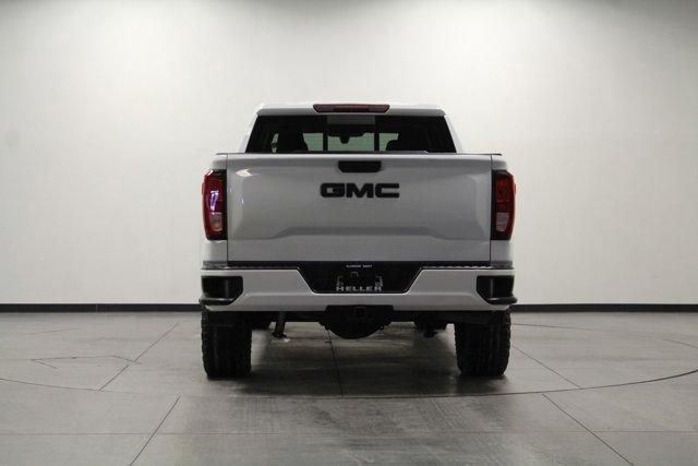 Photo of 2021 White GMC Sierra 1500