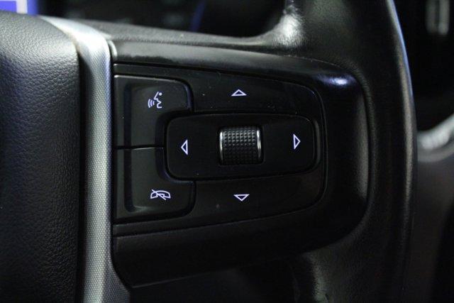 Photo of 2021 White GMC Sierra 1500