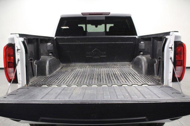 Photo of 2021 White GMC Sierra 1500