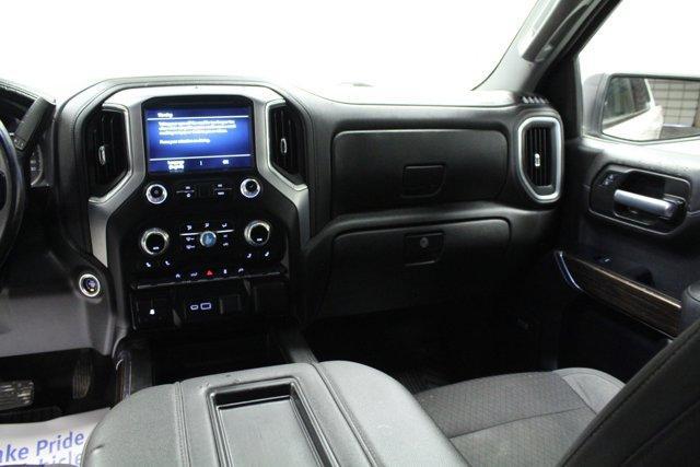 Photo of 2021 White GMC Sierra 1500