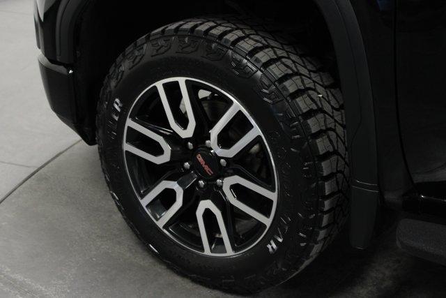 Photo of 2021 Onyx Black GMC Sierra 1500