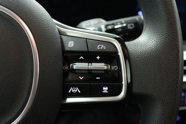 Photo of 2025 Glacial White Pearl Kia Sorento