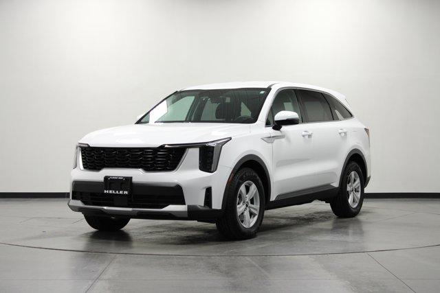 Photo of 2025 Glacial White Pearl Kia Sorento