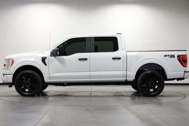 Photo of 2022 White Ford F-150
