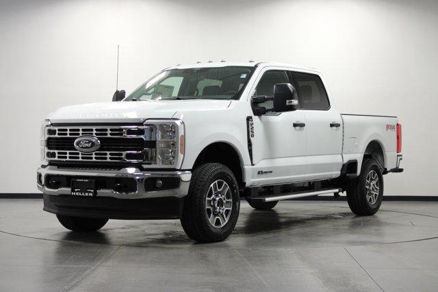Photo of 2025 Oxford White Ford F-250