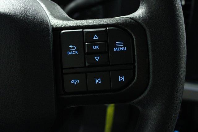 Photo of 2025 Oxford White Ford F-250