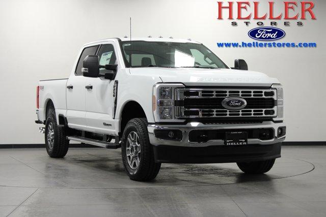 Photo of 2025 Oxford White Ford F-250