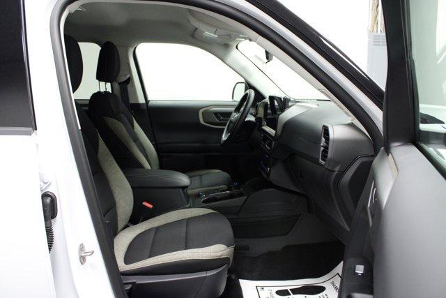 Photo of 2025 Oxford White Ford Bronco Sport