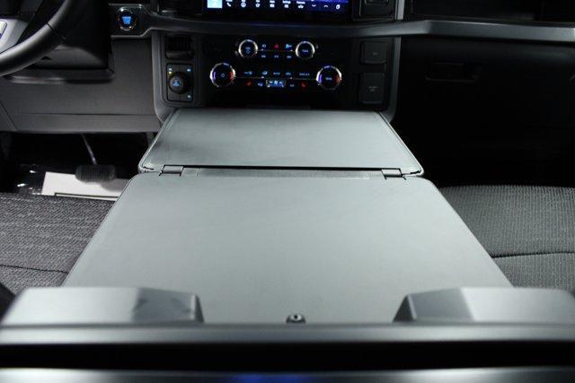 Photo of 2025 Agate Black Metallic Ford F-150
