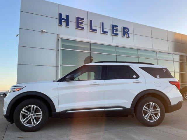 Photo of 2020 Oxford White Ford Explorer