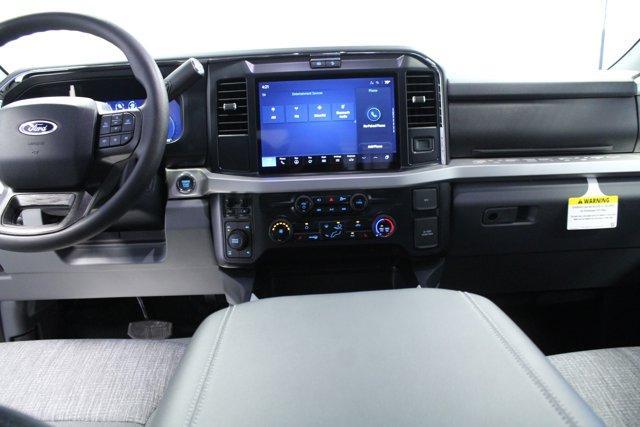 Photo of 2025 Agate Black Metallic Ford F-350