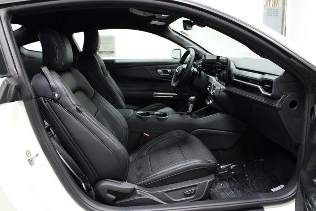 Photo of 2025 Wimbledon White Ford Mustang