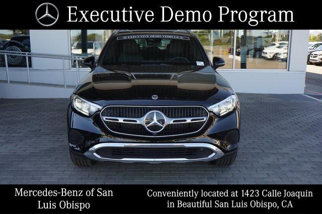 Photo of 2025 Black Mercedes-Benz GLC 300