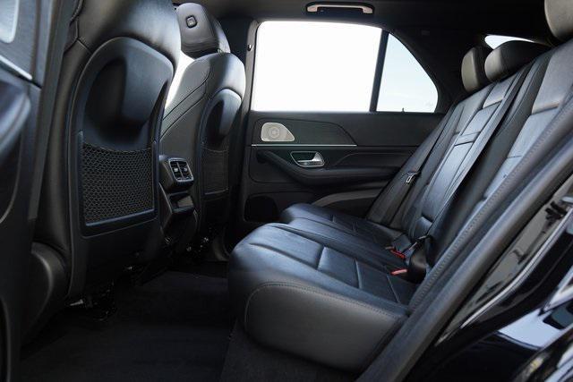Photo of 2022 Obsidian Black Metallic Mercedes-Benz GLE 350