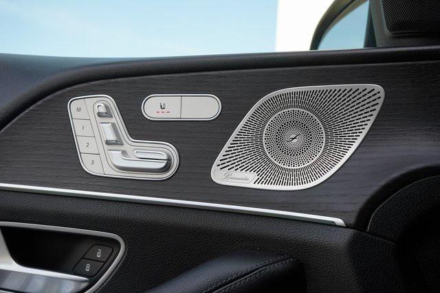 Photo of 2022 Obsidian Black Metallic Mercedes-Benz GLE 350