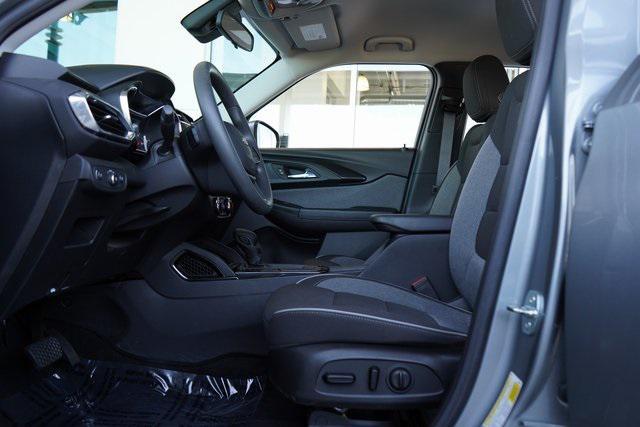 Photo of 2023 Sterling Gray Metallic Chevrolet Trailblazer