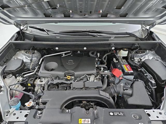 Photo of 2019 Silver Toyota RAV4