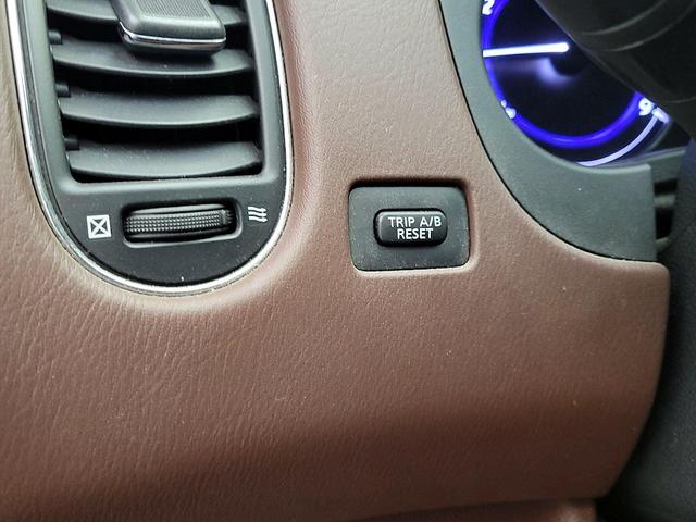 Photo of 2014 Burgundy INFINITI QX50
