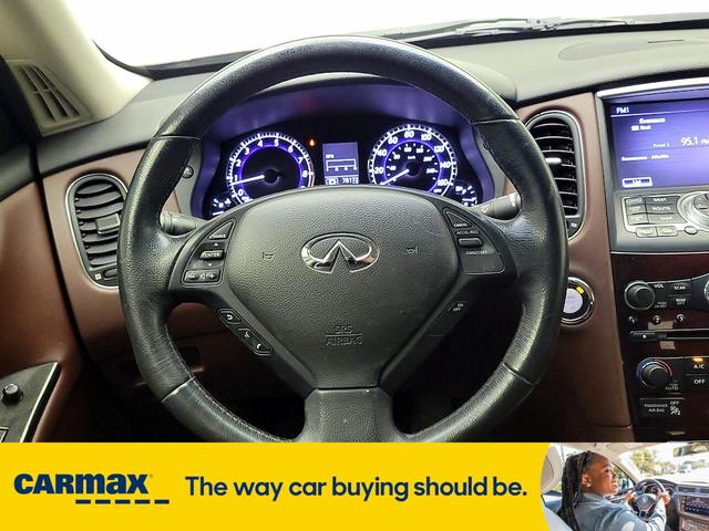 Photo of 2014 Burgundy INFINITI QX50